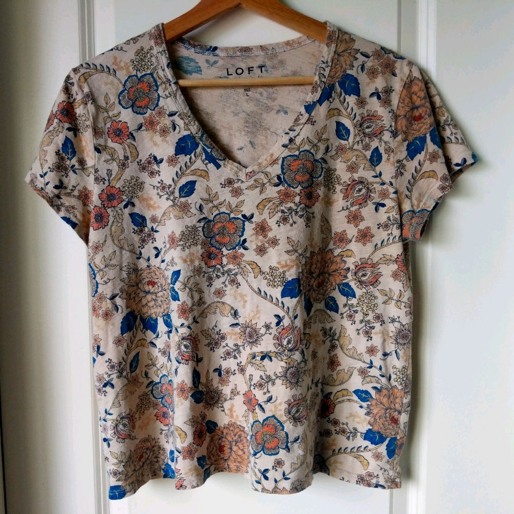 LAST CHANCE Loft V-Neck Tee, Vintage Wash